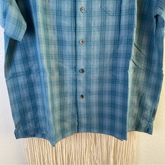 Royal Robins XL Blue, gray, white plaid, collard button down shirt - Picture 5 of 10